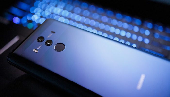 Huawei Enjoy 9s si mostra con notch waterdrop e tre cam sul retro