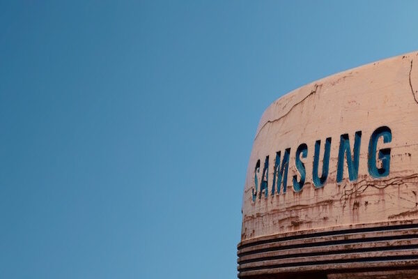 Samsung Galaxy A50 avrà display Infinity-V e tripla fotocamera posteriore