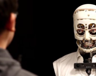 Gaze, il robot che replica le espressioni del volto umano